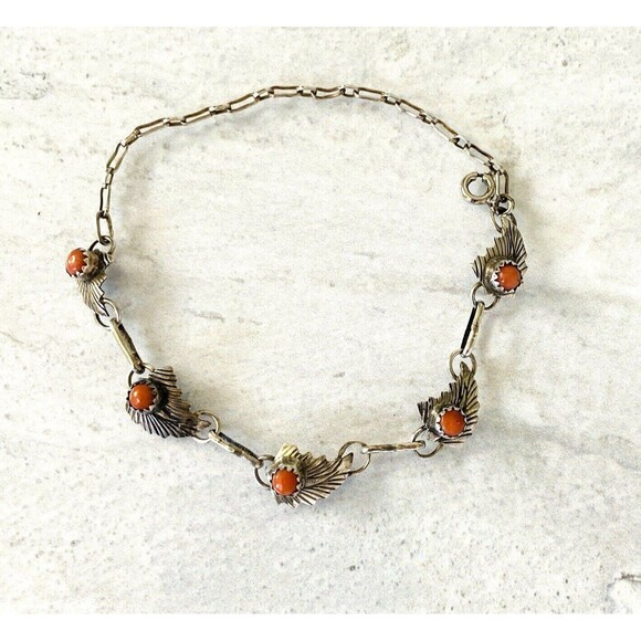 Delicate Feather Link Coral Cabochon Links Sterling Silver Bracelet Southwestern - Picture 1 of 4